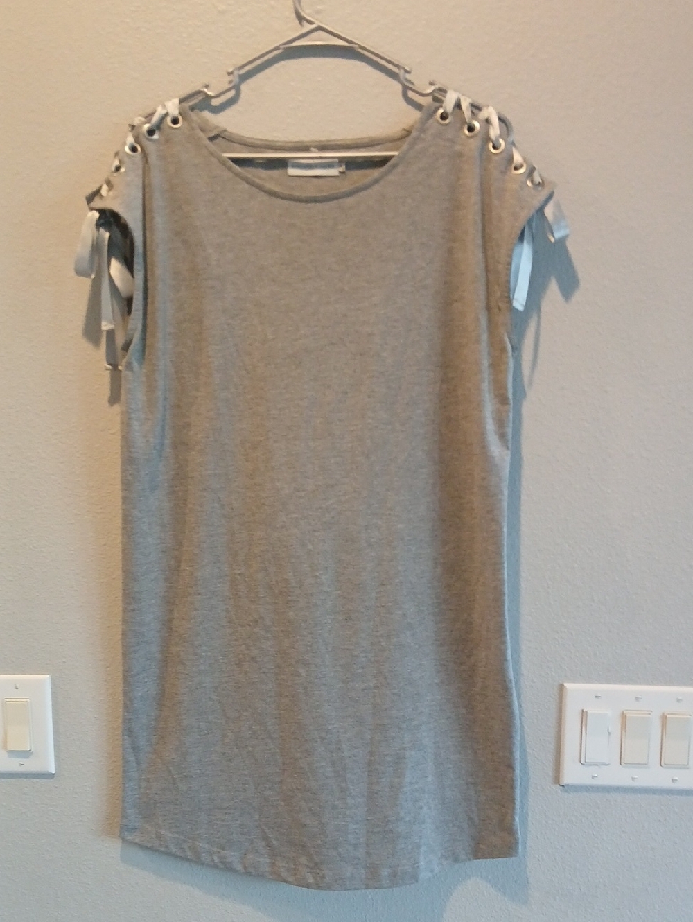 Sincerely Jules Gray Lace-Up Shoulder Tank Dress Medium Summer Lace